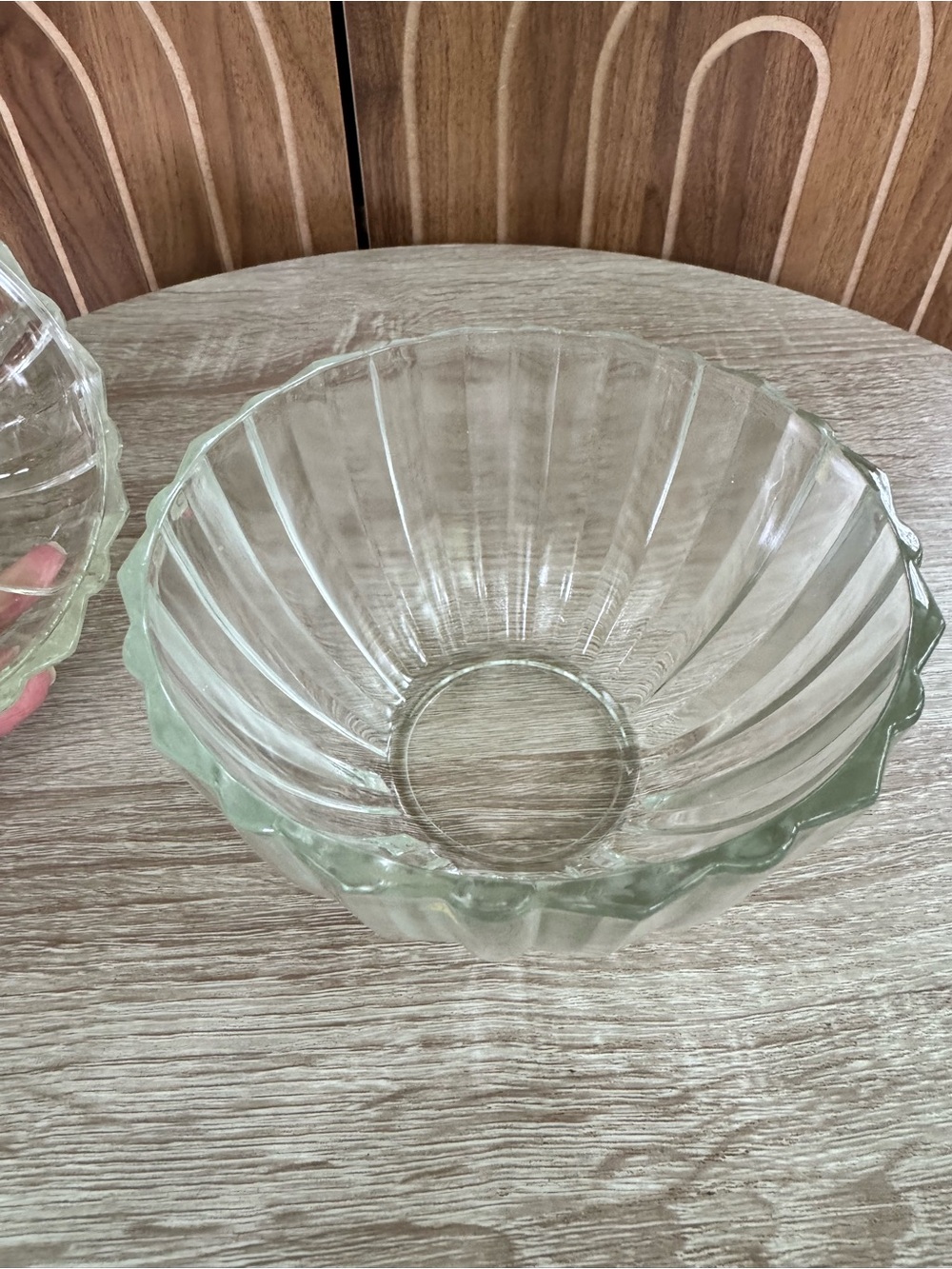 Clear Glass Apple Trinket Box Candy Dish - Picture 2 of 4